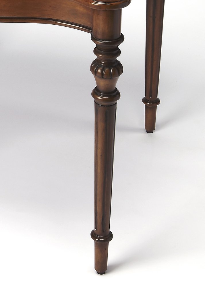 Hawthorne 32" Traditional Brown Mahogany Game Table – Classic Style for Game Night & Family Fun